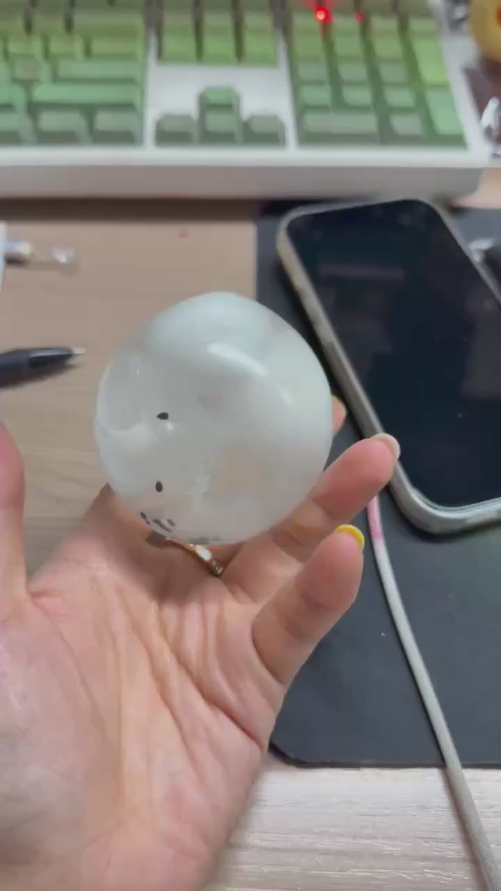 Real squeeze demonstration of Cracking Wax Snowball with Chia Seeds Squishy Fidget Toy